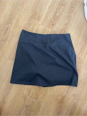 Navy blue girlfriend collective skort